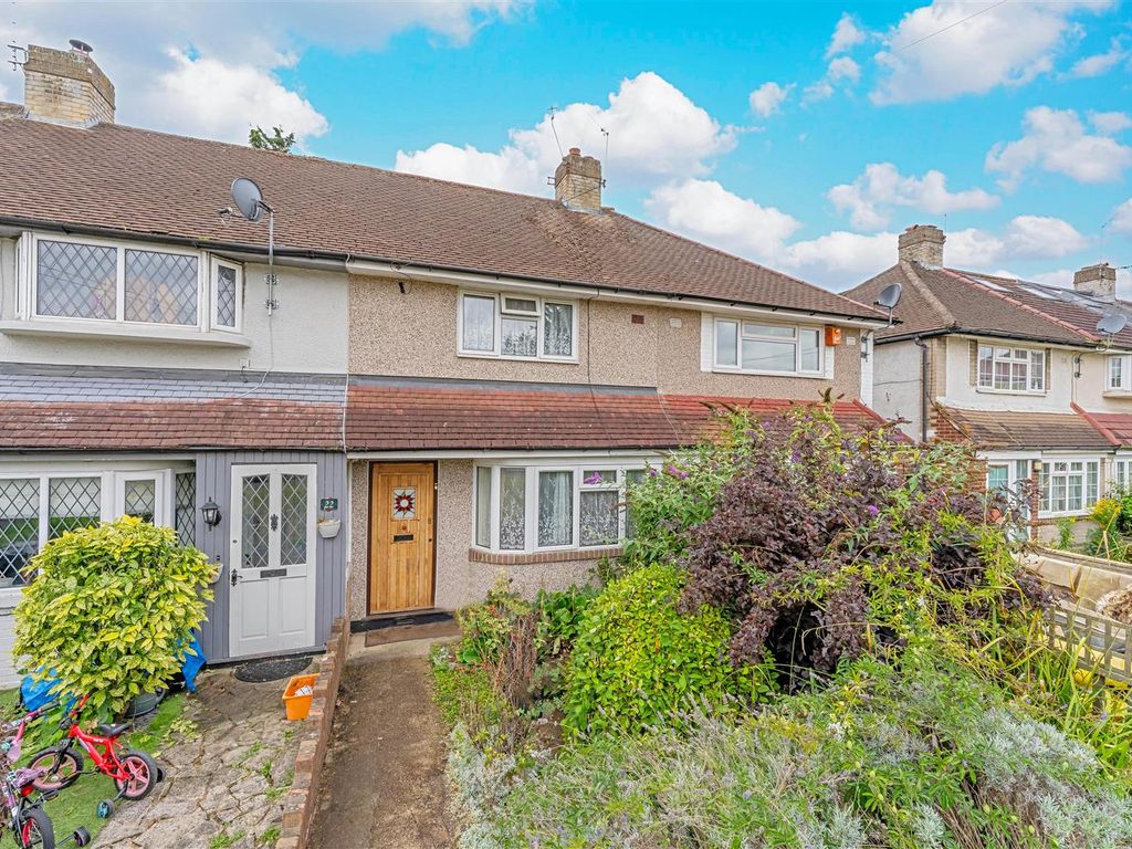 3 bed terraced house for sale in Swan Close, Hanworth, Feltham TW13, £