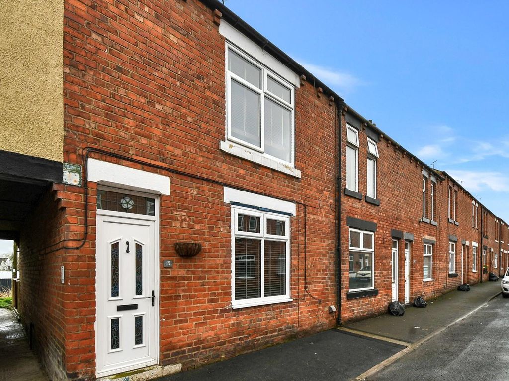 2 bed terraced house for sale in Newby Street, Ripon HG4, £179,950 Zoopla