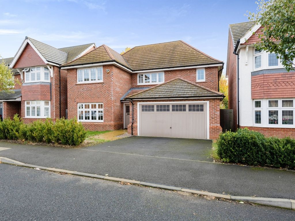 4 bed detached house for sale in Gardeners View, Hardingstone