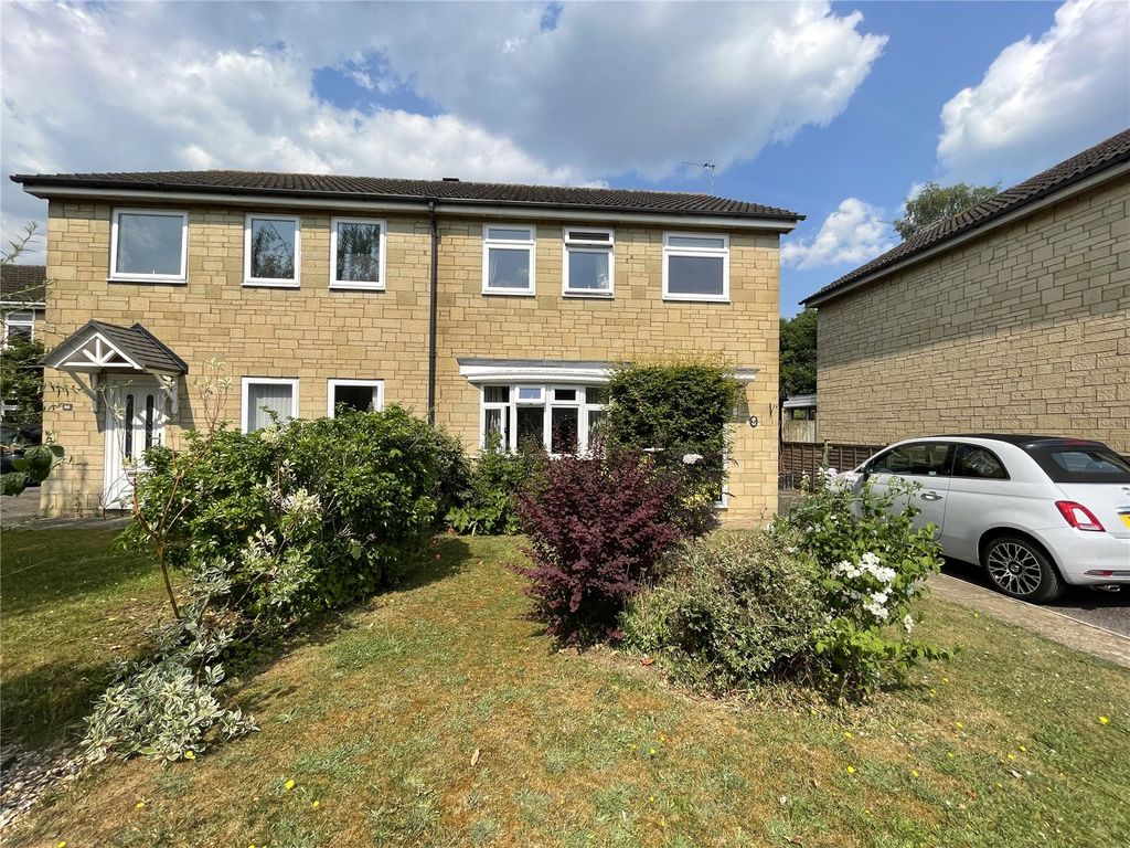 3 bed semidetached house for sale in Rumsey Close, Abbeydale