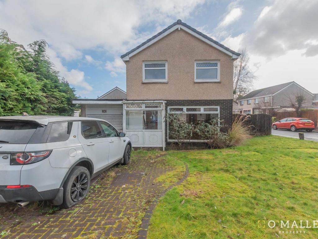 3 bed detached house for sale in The Cleaves, Tullibody, Alloa FK10, £