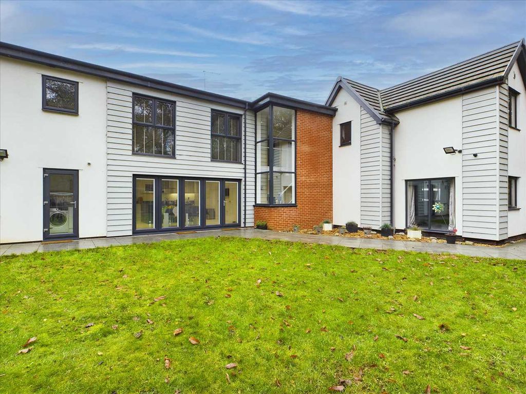 5 bed detached house for sale in Main Road, Kesgrave, Ipswich IP5 Zoopla