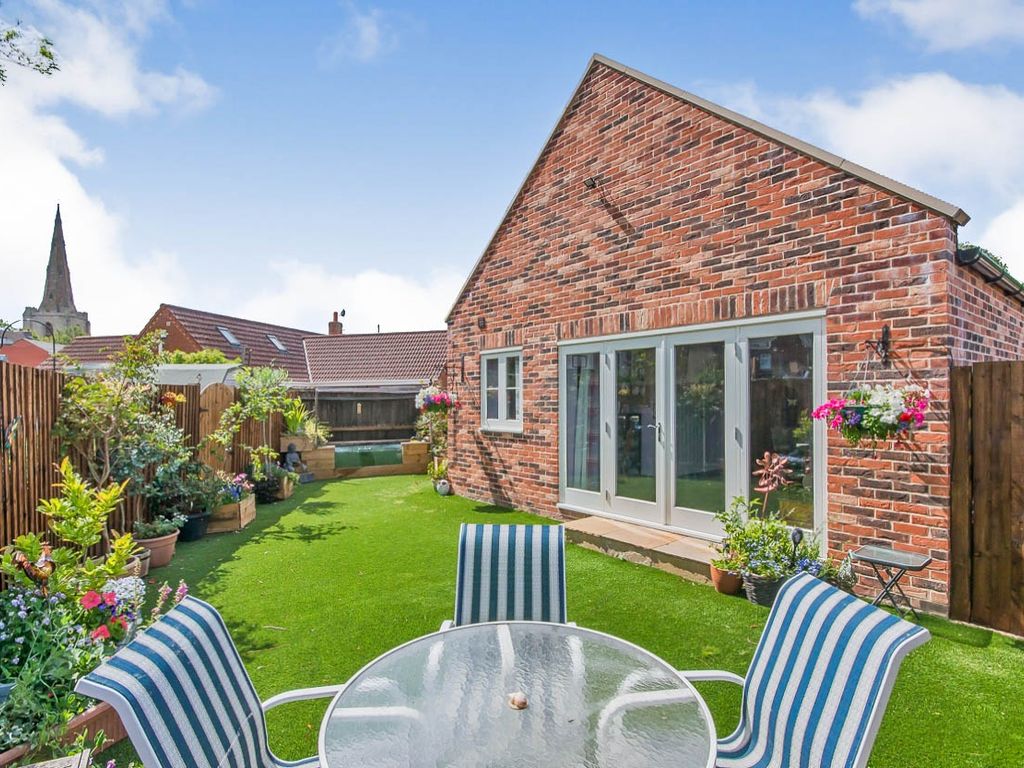 2 bed detached bungalow for sale in Thomas De Moulton Way, Holbeach