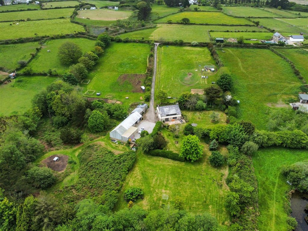 4 bed property for sale in Bolenowe Lane, Troon, Camborne TR14 Zoopla