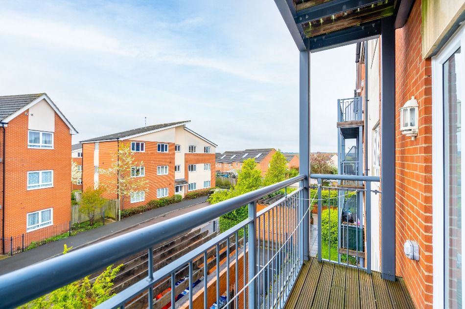 2 bed flat for sale in Maureen Christian House, Desborough Crescent