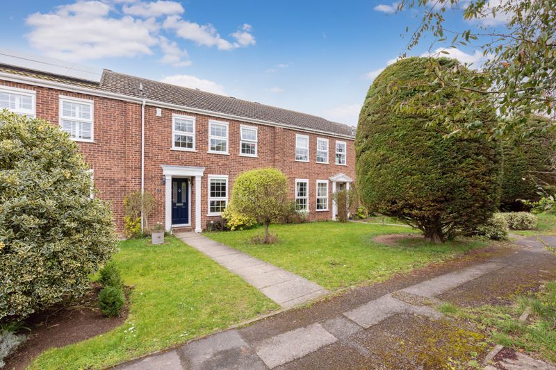 3 bed terraced house for sale in Mallow Park, Maidenhead SL6 Zoopla
