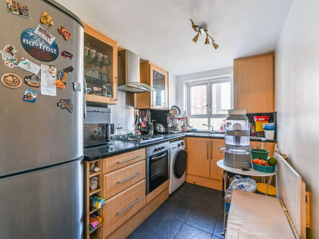 2 bed flat for sale in Brigstock Road, Thornton Heath CR7 Zoopla