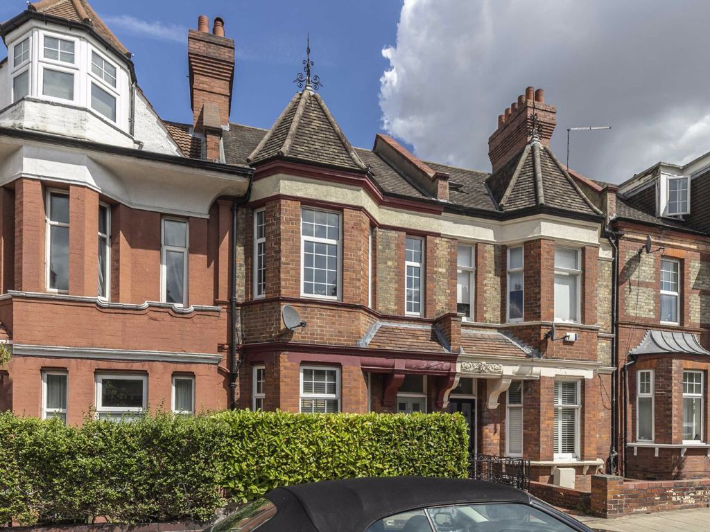 2 bed flat to rent in Avenue, London SW2 Zoopla