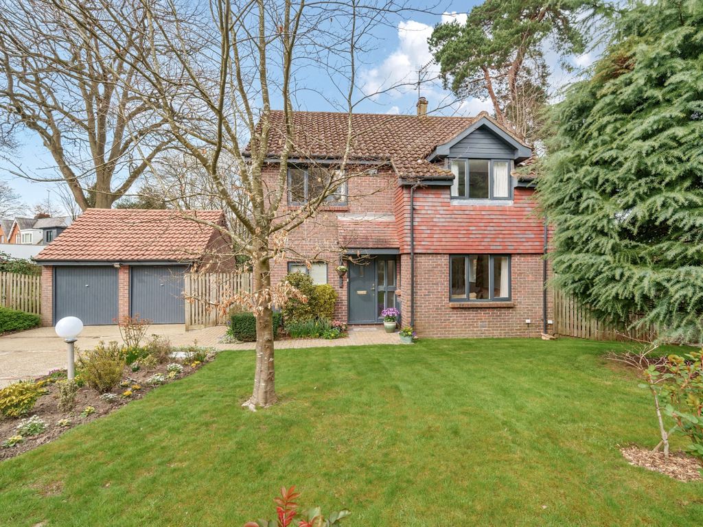 4 bed detached house for sale in Geffers Ride, Ascot, Berks SL5 Zoopla