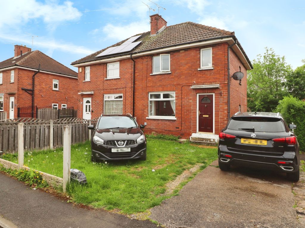 3 bed semidetached house for sale in Marlowe Road, Rotherham, South