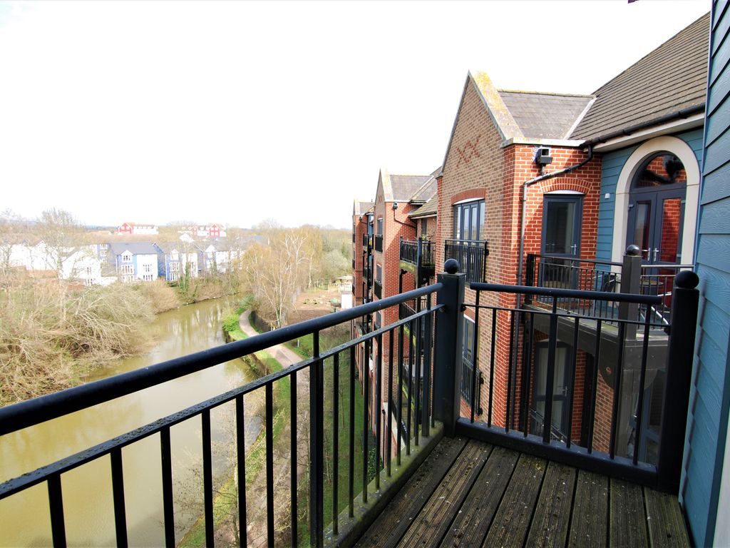 2 bed flat for sale in Medway Wharf Road, Tonbridge TN9 Zoopla