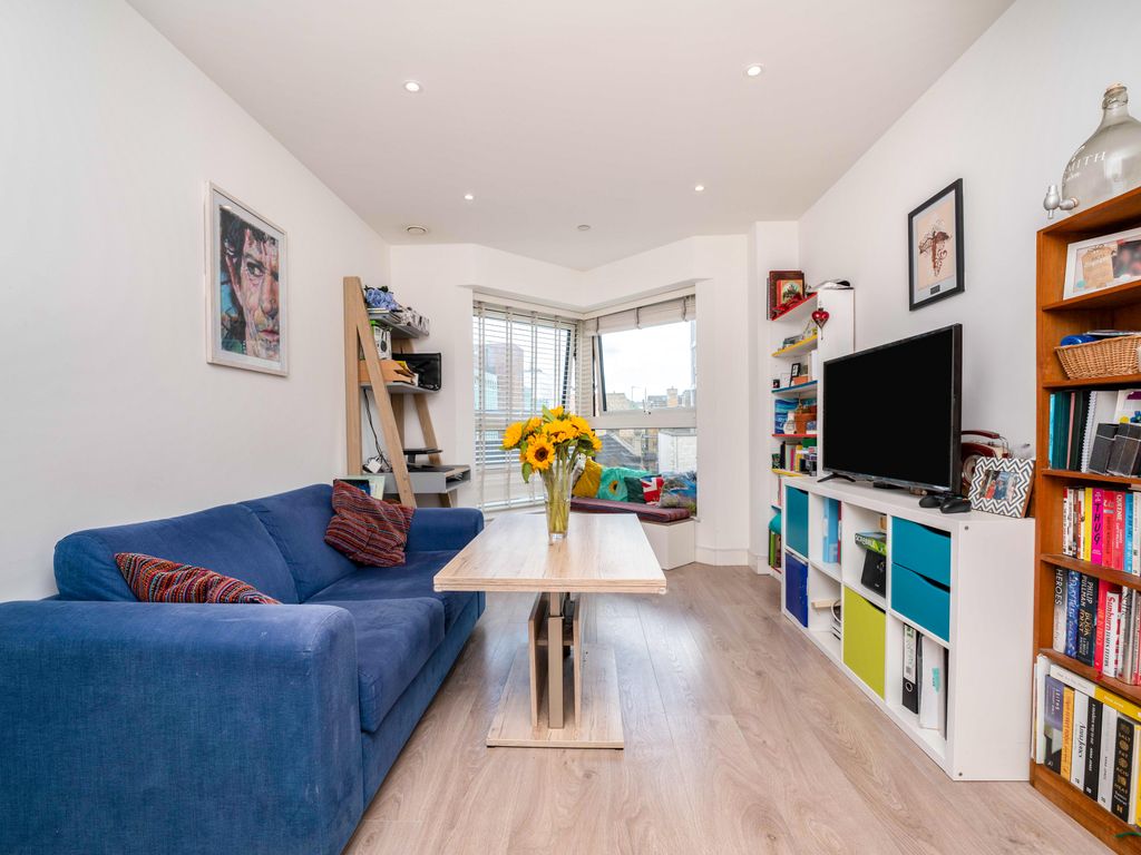 1 bed flat to rent in Dickens Yard, Ealing W5 Zoopla