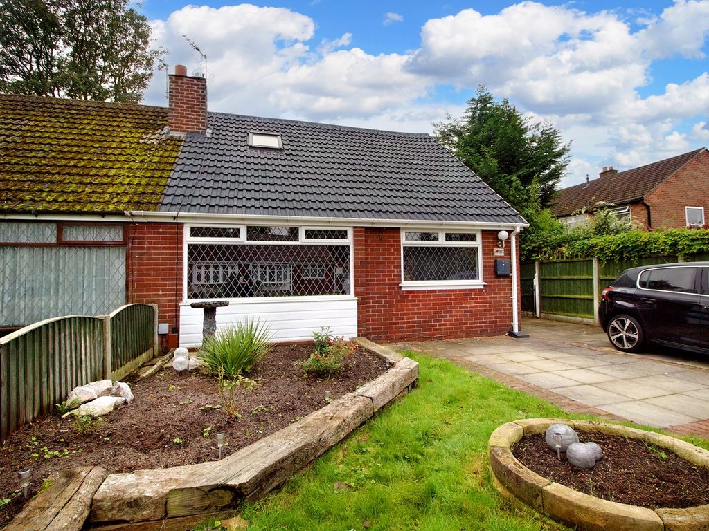 2 bed semidetached bungalow for sale in Hillside Grove, Penketh