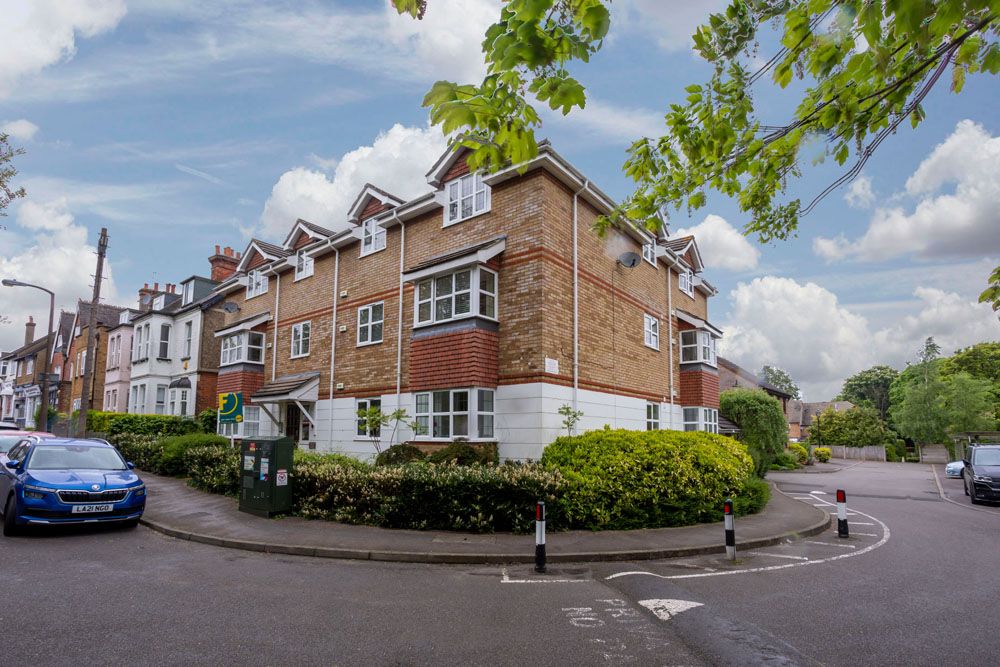 1 bed flat to rent in Station Road, Belmont, Sutton, Surrey SM2 Zoopla