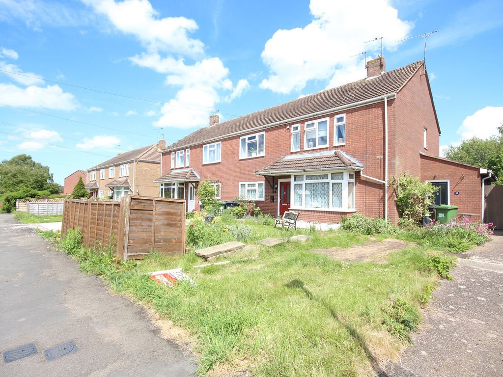 2 bed for sale in Franklin Road, Whitnash, Leamington Spa
