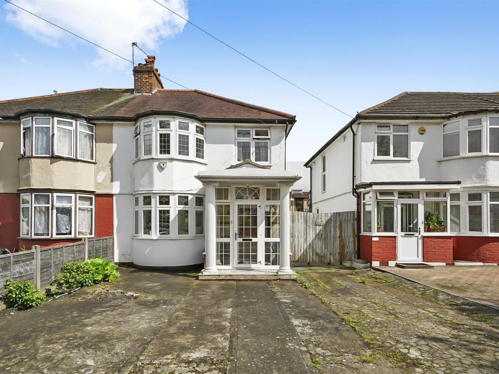 3 bed semidetached house for sale in Maybank Avenue, Sudbury, Wembley