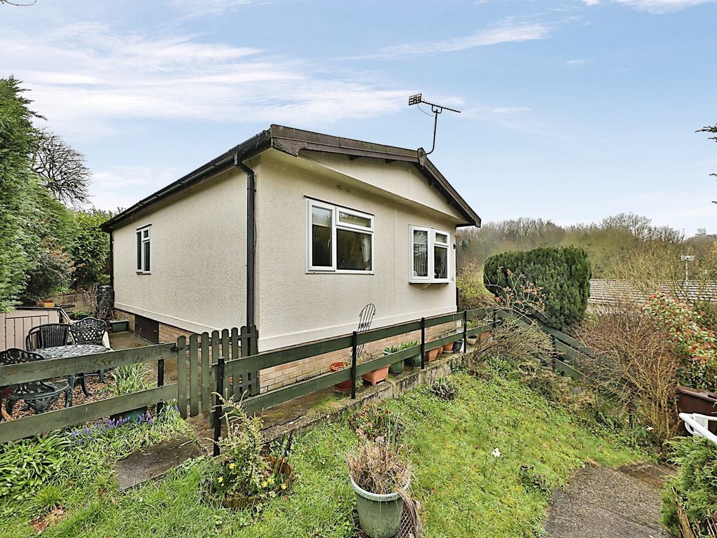 2 bed mobile/park home for sale in Drayton Hall Park, Drayton, Norwich