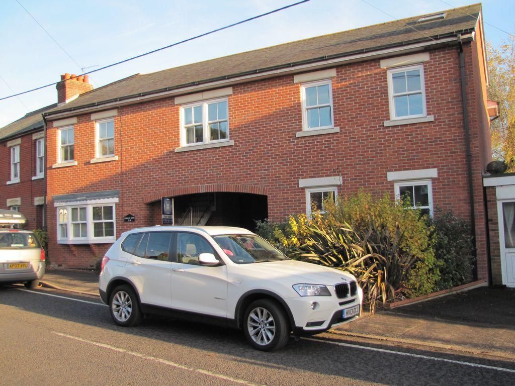 3 bed flat to rent in New Road, Swanmore, Southampton SO32 Zoopla