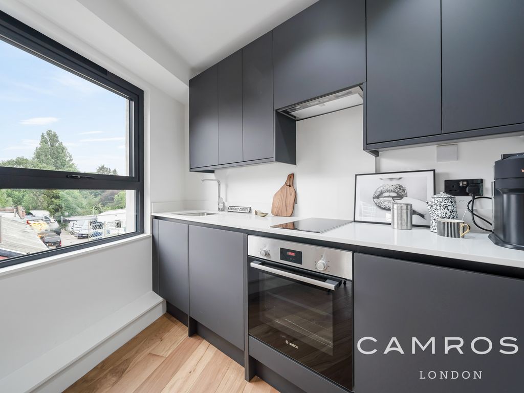 New home, 1 bed flat for sale in Empire Way, Wembley Park HA9, £325,000