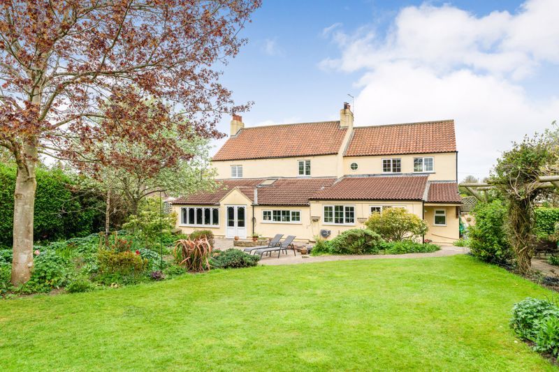 4 bed country house for sale in Waltham House, Branton Green, Great