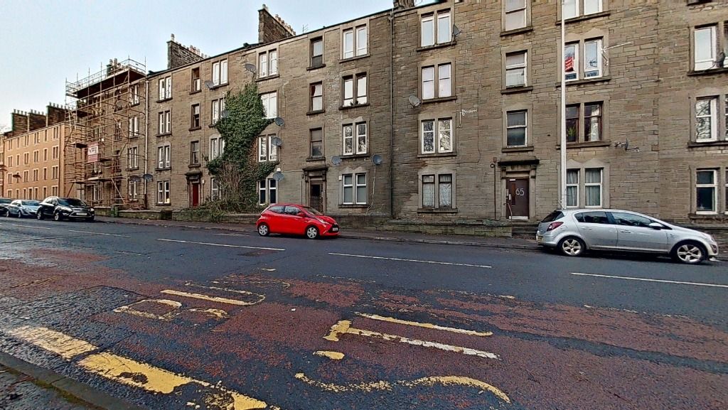 1 bed flat to rent in Dens Road, Stobswell, Dundee DD3, £470 pcm Zoopla