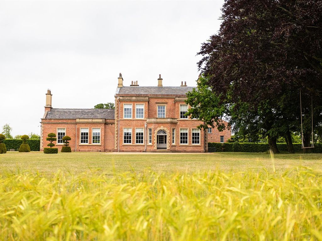 6 bed detached house for sale in Pole Lane, Antrobus, Northwich CW9