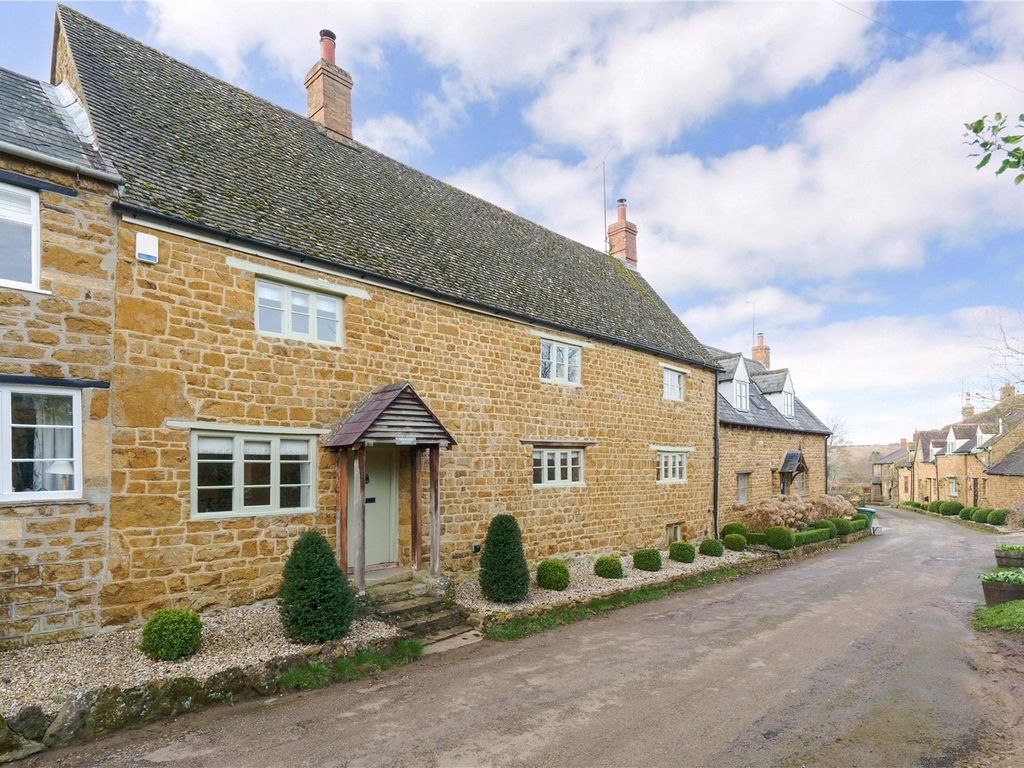 4 bed detached house for sale in South Newington, Banbury, Oxfordshire