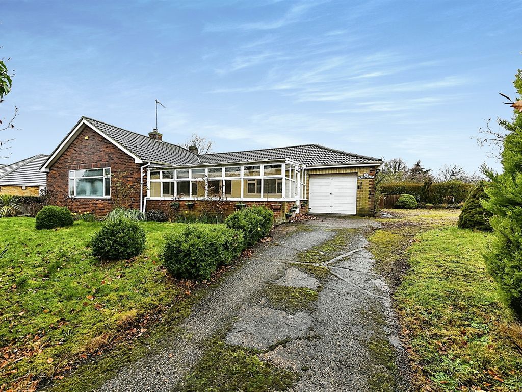 3 bed detached bungalow for sale in Watering Lane, West Winch, King's