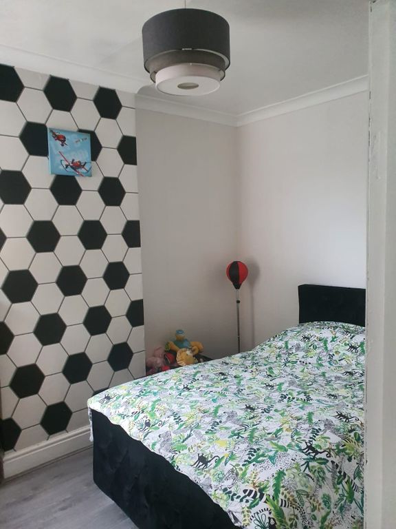 3 bed terraced house for sale in Warwick Road, Birmingham B11, £210,000 Zoopla