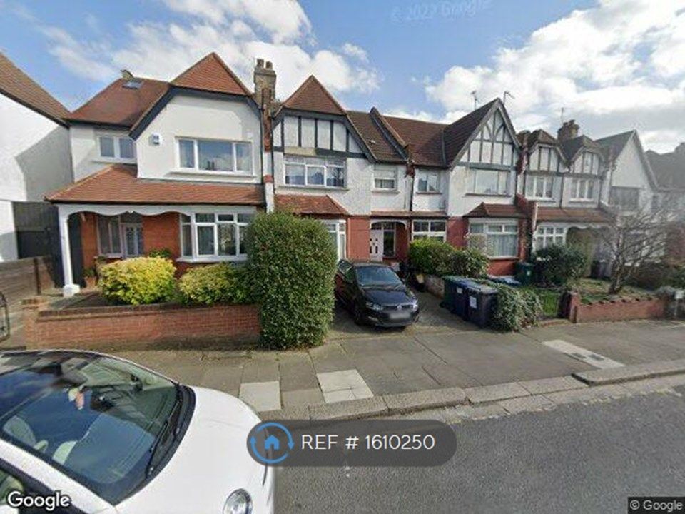 4 bed terraced house to rent in Fairlawn Avenue, London N2 Zoopla