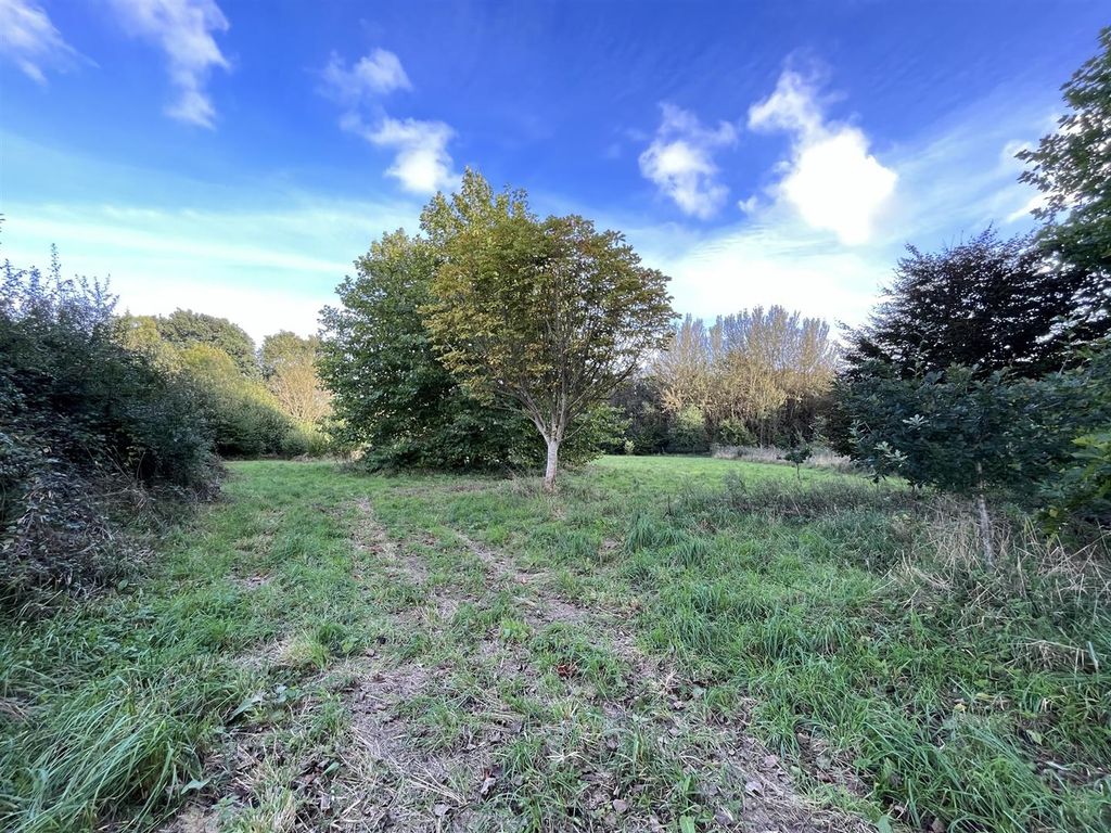 Land for sale in Park Lane, Woodlands, Wimborne BH21, £200,000 Zoopla