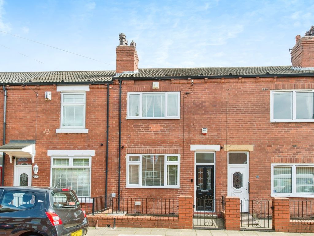 3 bed terraced house for sale in St. Nicholas Street, Castleford, West
