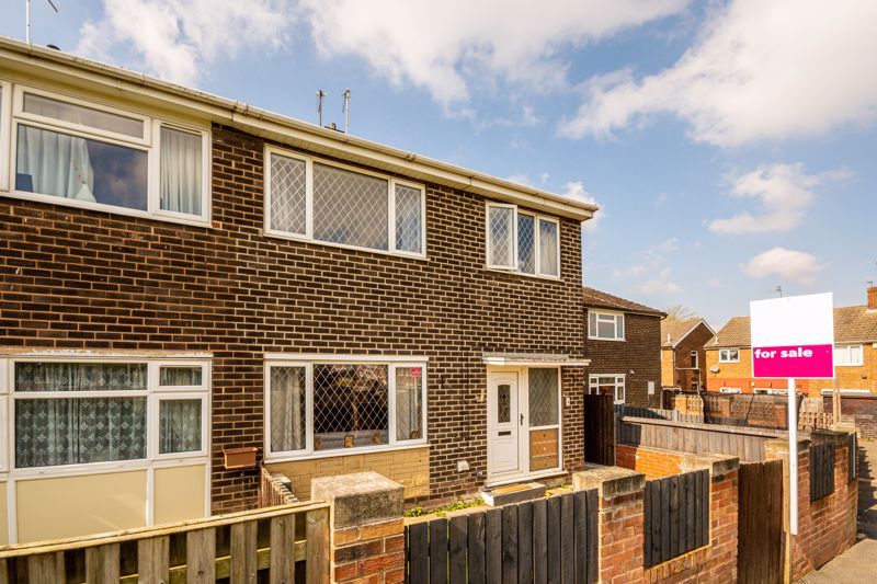 3 bed semidetached house for sale in 4 Birch Green, Pontefract WF8 Zoopla