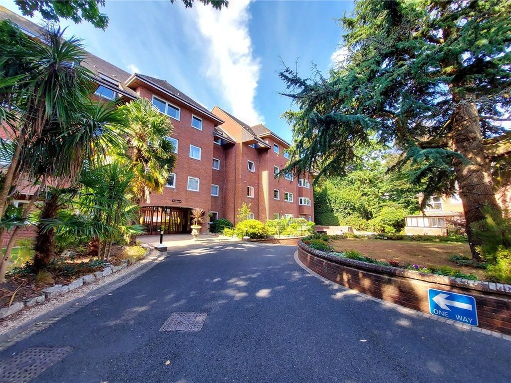 2 bed property for sale in Canford Cliffs Road, Poole BH13 Zoopla