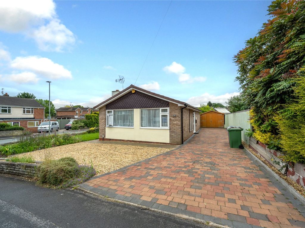 2 bed bungalow for sale in Barnes Road, Stafford ST17 Zoopla
