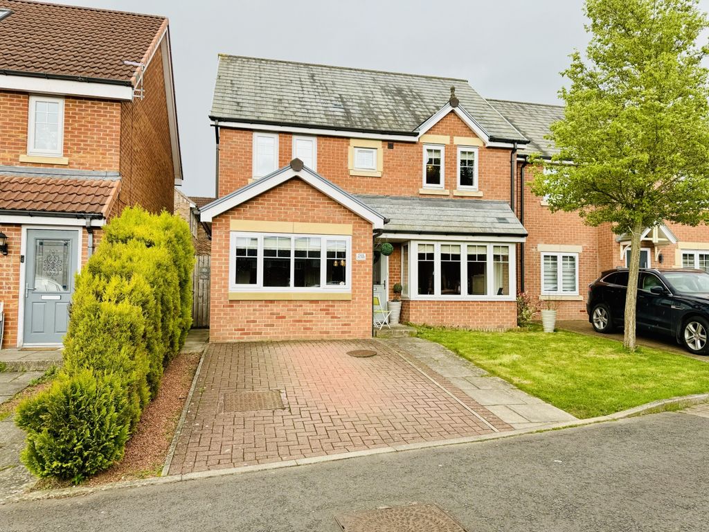 4 bed detached house for sale in Howard Close, West Cornforth