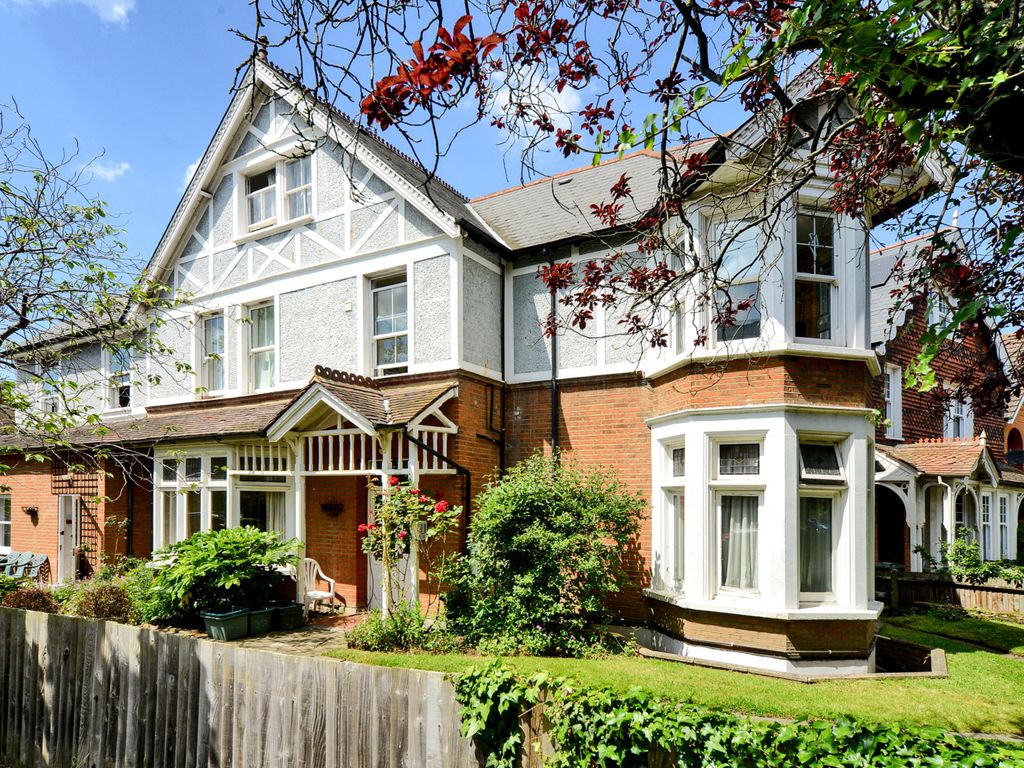 11 bed detached house for sale in Cranes Park Avenue, Surbiton KT5, £1,600,000 Zoopla