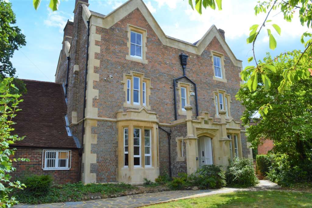 1 bed flat to rent in Newtown Road, Newbury RG14 Zoopla