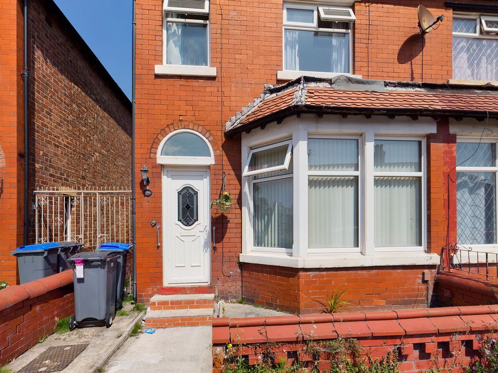 3 bed semidetached house for sale in Bloomfield Road, Blackpool FY1