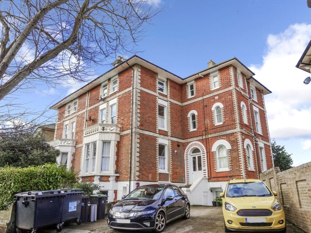 1 bed flat to rent in Lansdowne Square, Weymouth, Dorset DT4 Zoopla