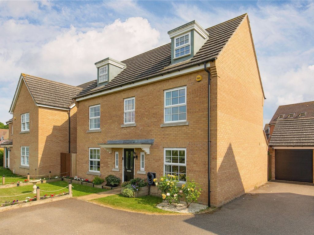 5 bed detached house for sale in Stevensons Road, Longstanton