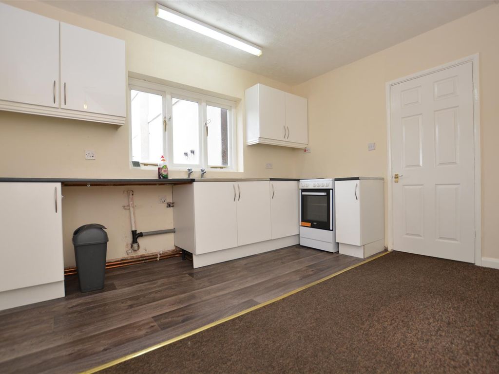 3 bed flat to rent in High Street, Crowle, Scunthorpe DN17 Zoopla