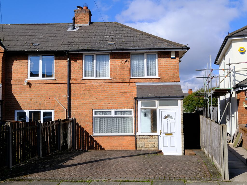 3 bed end terrace house for sale in Sunningdale Road, Tyseley