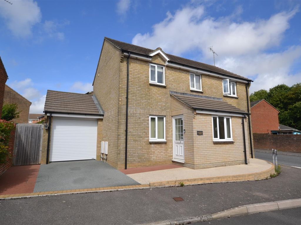 3 bed detached house for sale in Highgrove Close, Dorchester DT1 Zoopla