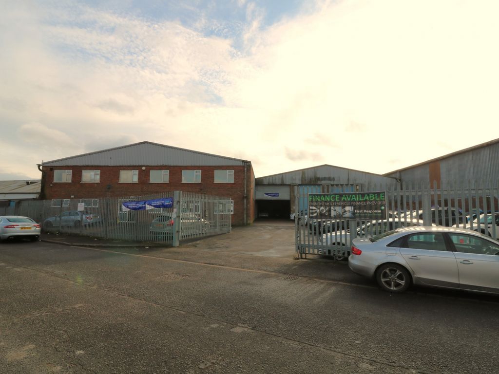 Warehouse to let in Frenchs Avenue, Dunstable LU6 Zoopla