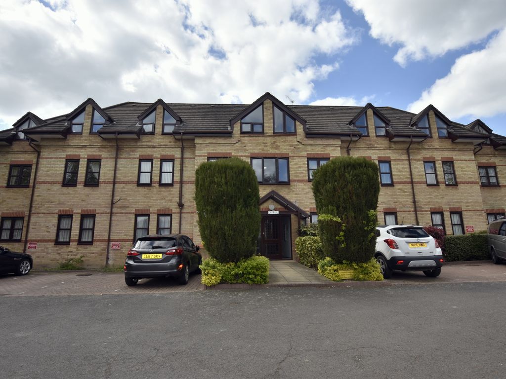 2 bed flat to rent in The Gables, North Orbital Road, Watford WD25 Zoopla