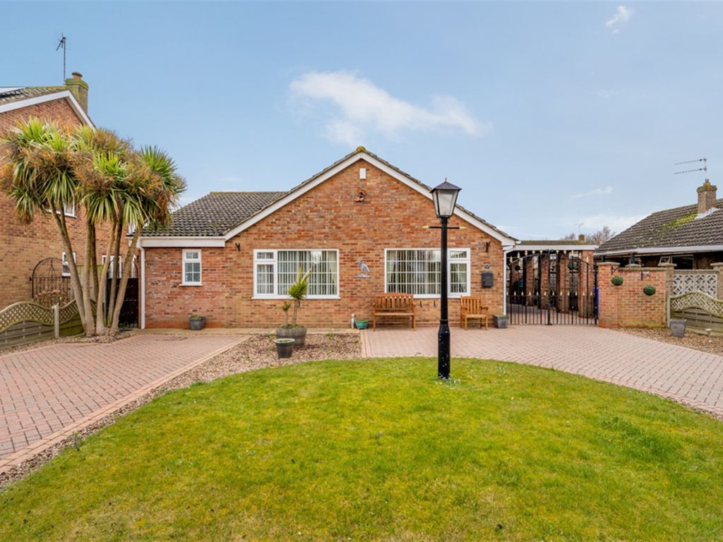 3 bed bungalow for sale in Rimington Road, Fishtoft, Boston PE21, £