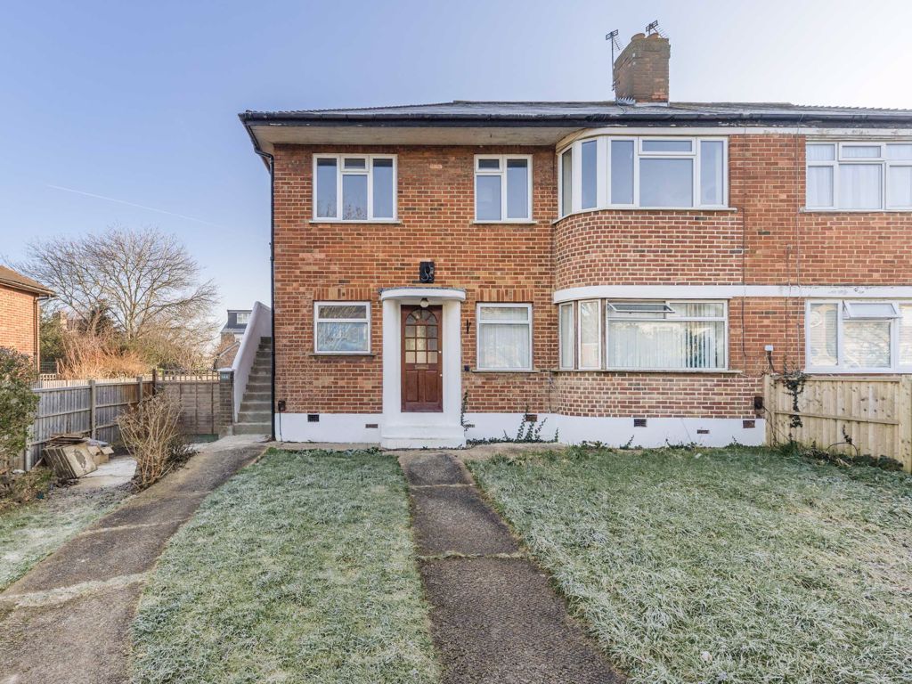 2 bed for sale in Cavendish Avenue, London W13 Zoopla