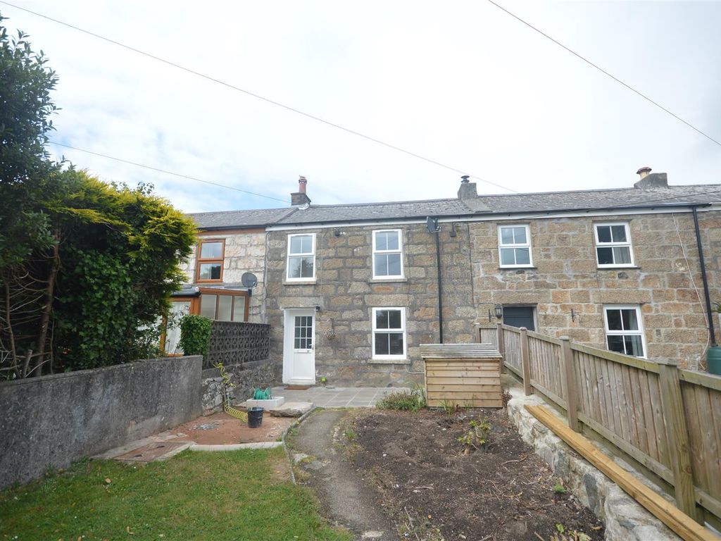 2 bed property to rent in Higher Condurrow, Camborne TR14, £925 pcm