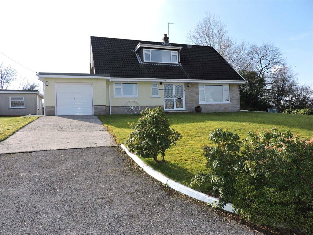 3 bed bungalow for sale in Cwmgarw Road, Upper Brynamman, Ammanford